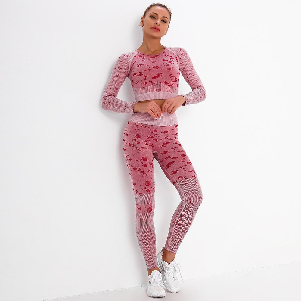 Astoria FLEX Sleeved Crop - Wine