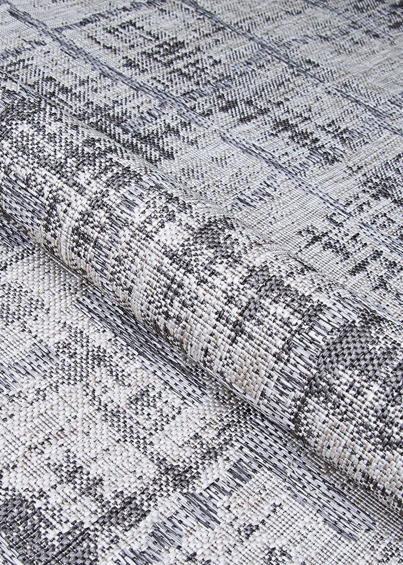 Couristan Charm Tiverton Rugs