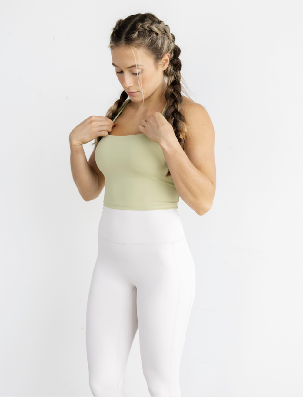 Astoria LIVE LUXE Sports Crop - Sage Green