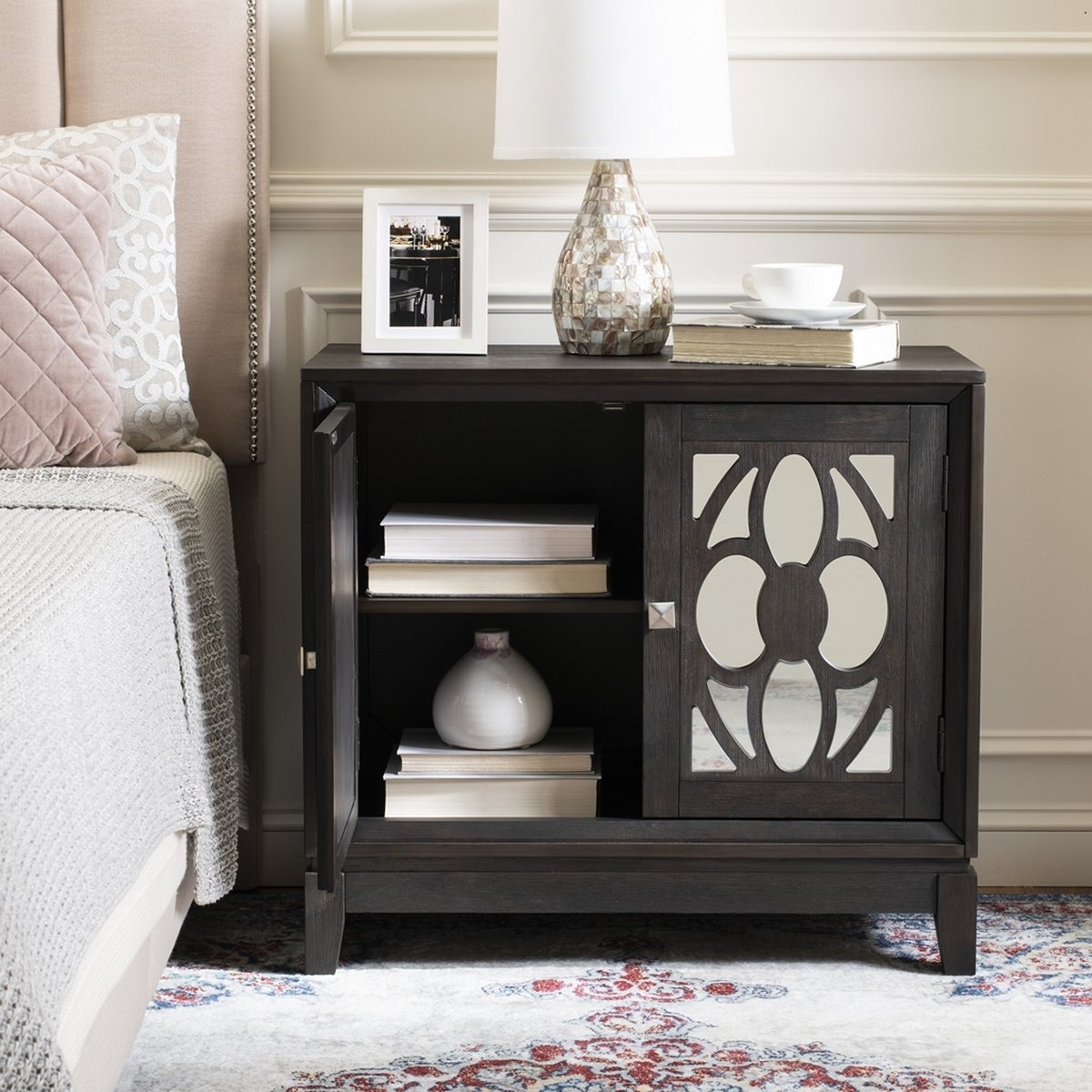 Shannon 2 Door Chest
