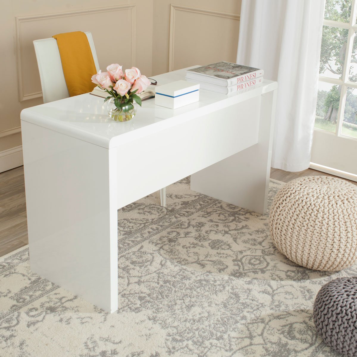 Kaplan Desk