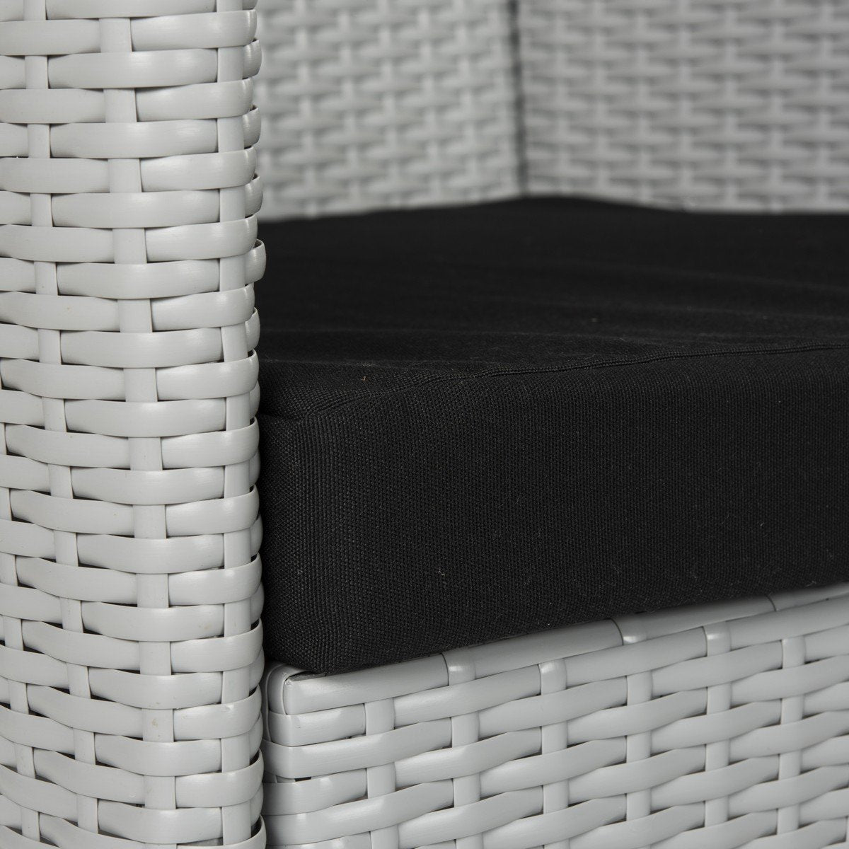 Mojavi 4 Pc Wicker Set