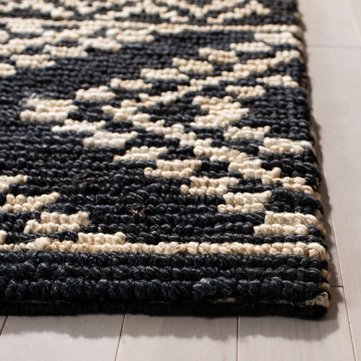 Natural Fiber Collection NF552Z