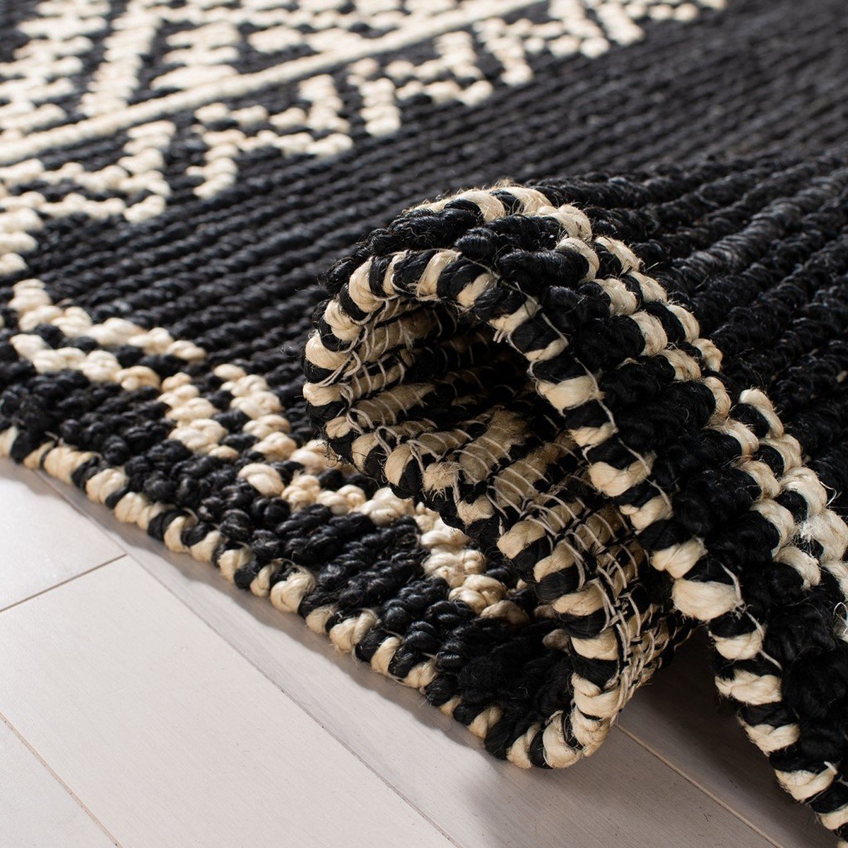 Natural Fiber Collection NF552Z
