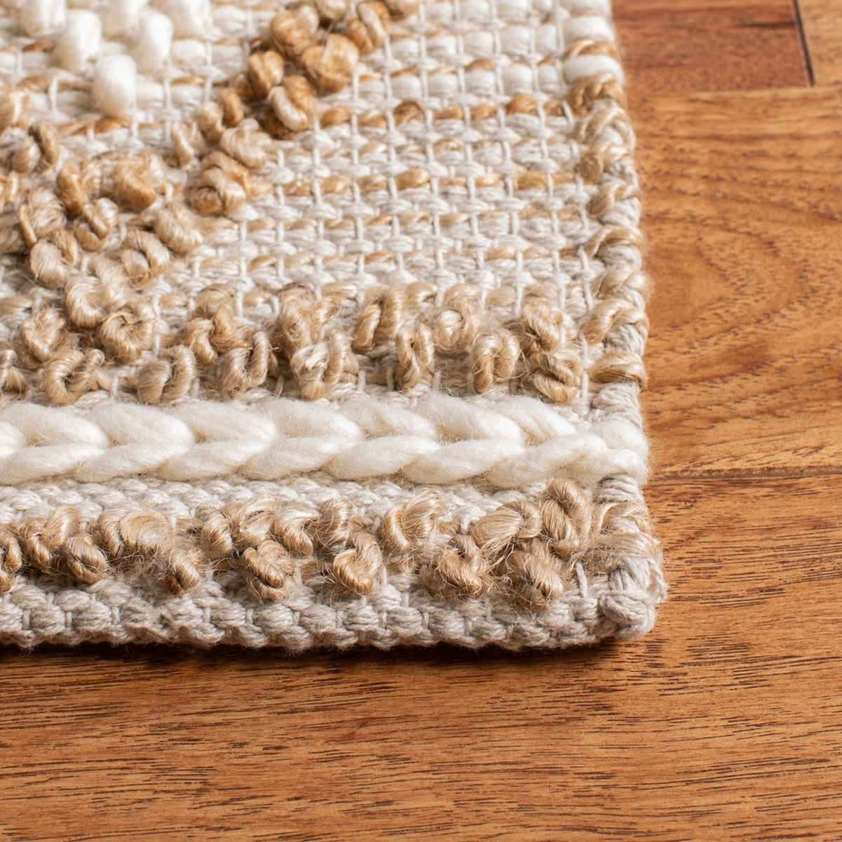 Natural Fiber Collection NF866A