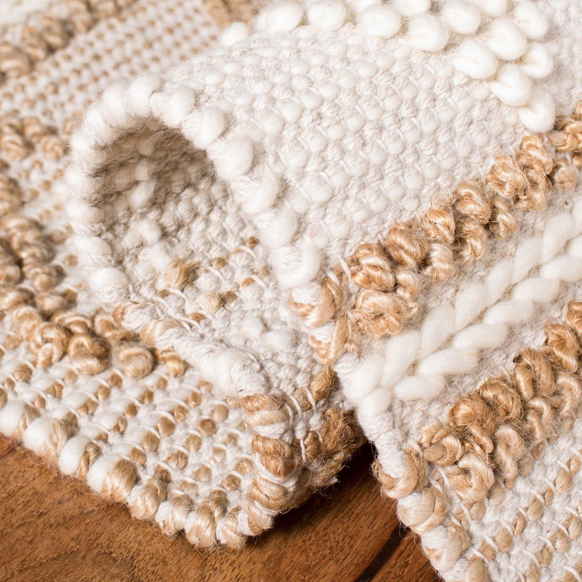 Natural Fiber Collection NF866A