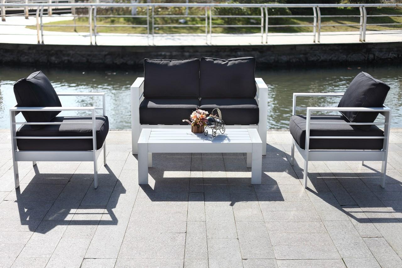 Nason 4 Pc Outdoor Living Set