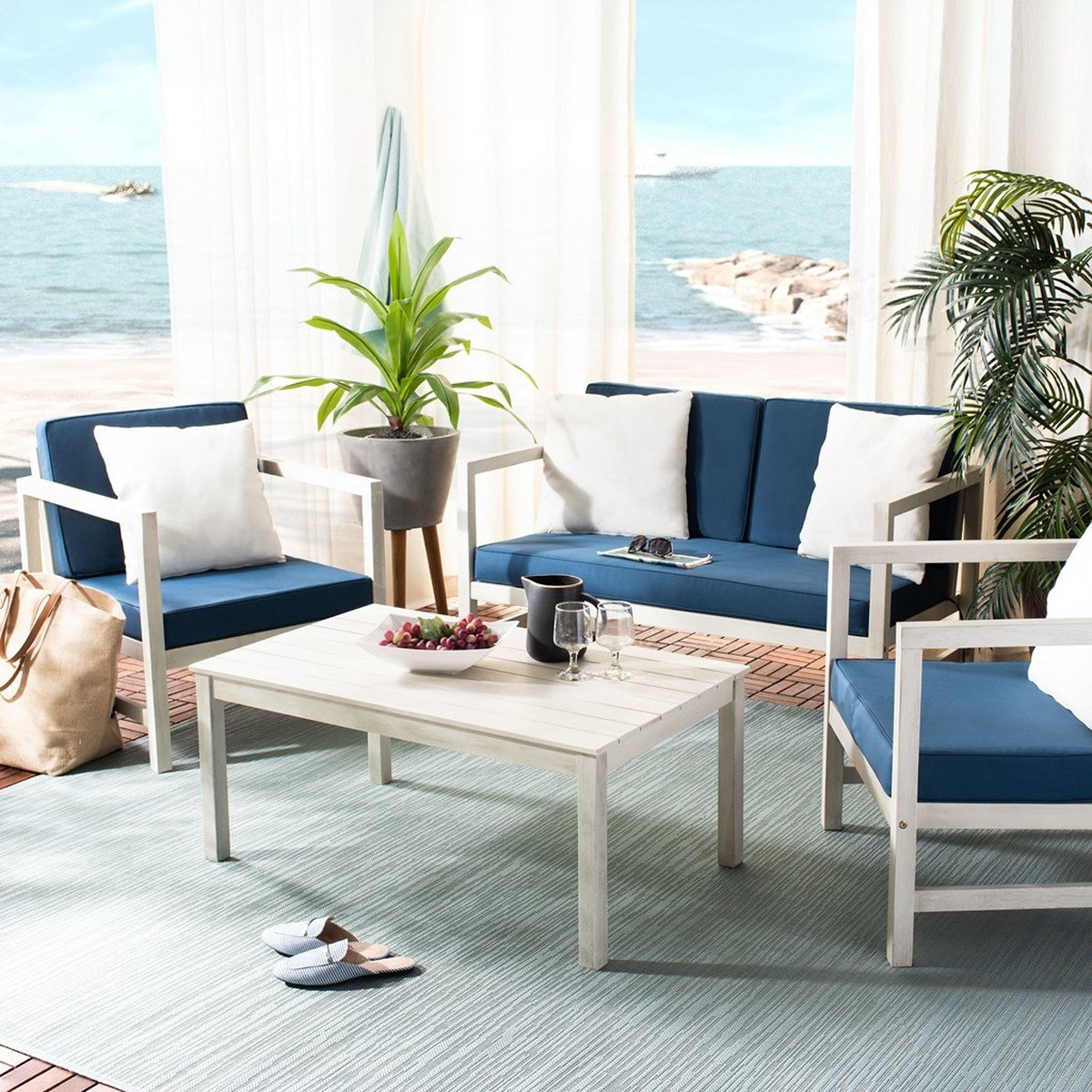 Montez 4 Pc Outdoor Set With Accent Pillows