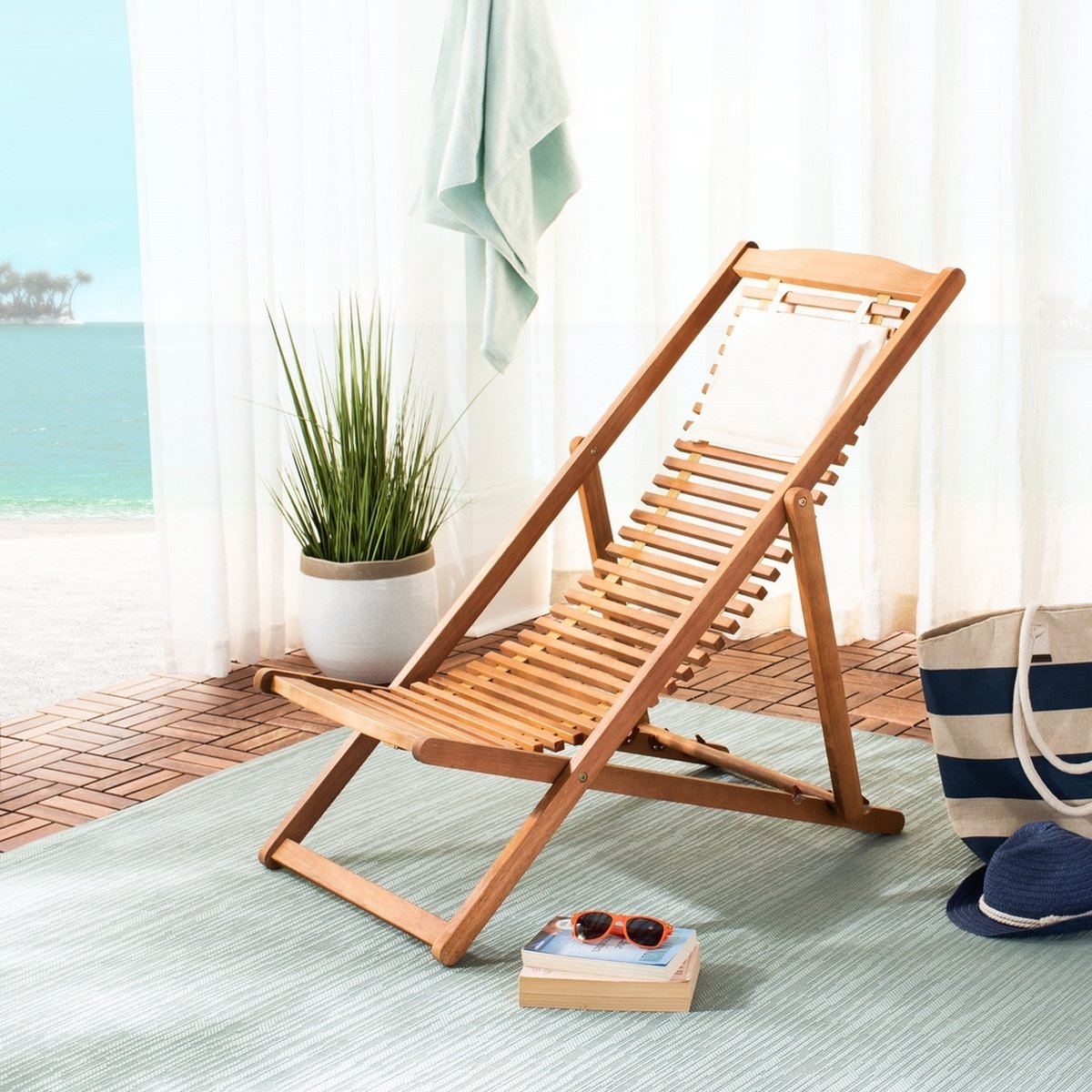 Rendi Relax Chair With Pillow