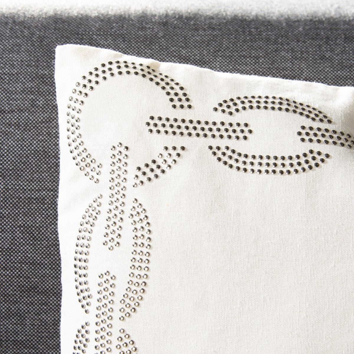 Sibine Pillow