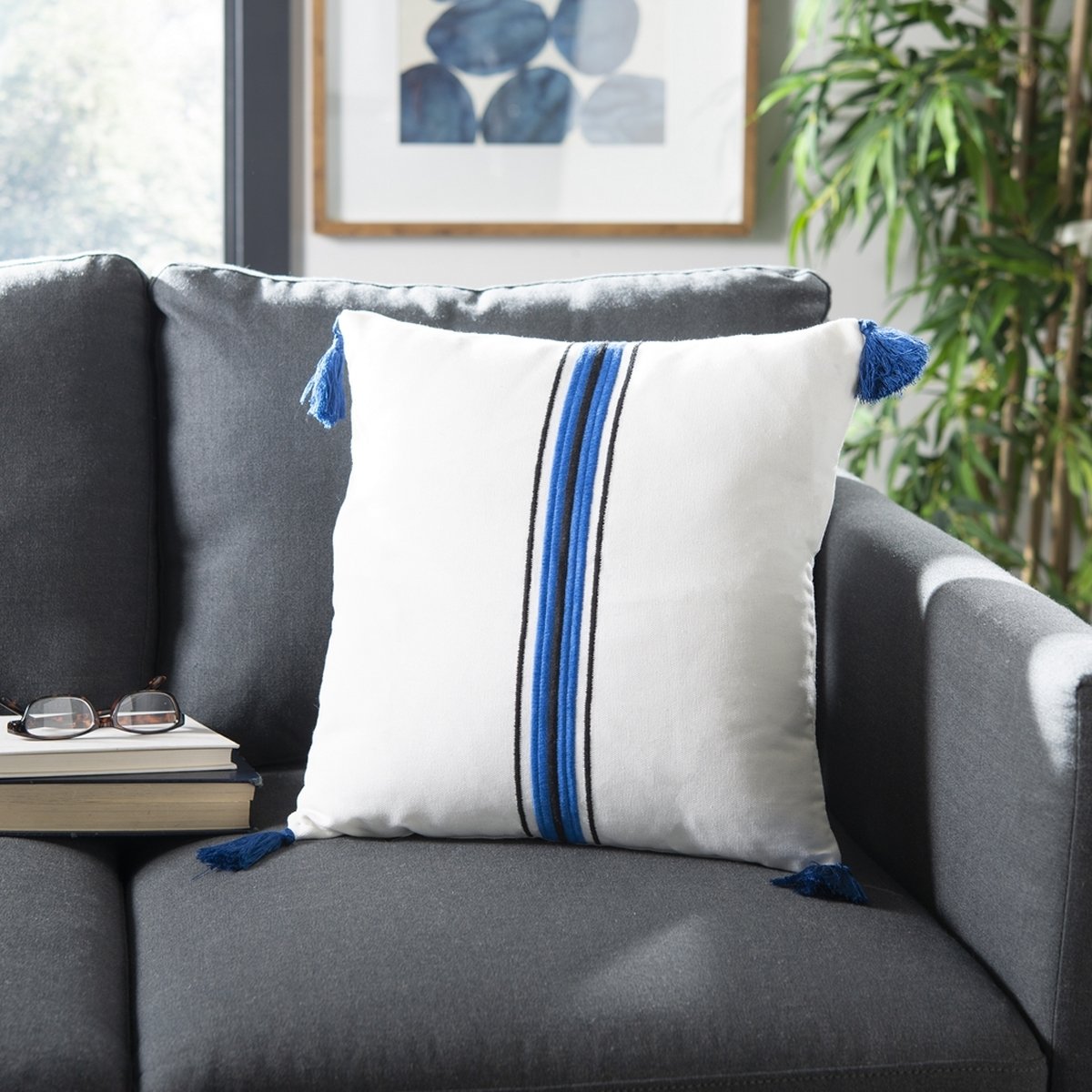 Orlanda Pillow