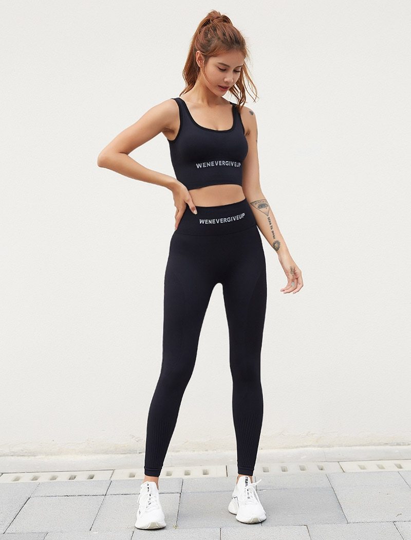 Astoria Seamless 'Never Give Up' Series Sports Crop - Black