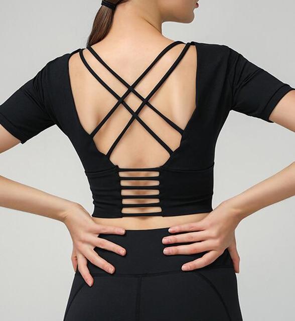 Astoria Seamless Sculpt Half-Sleeved Sports Crop - Black