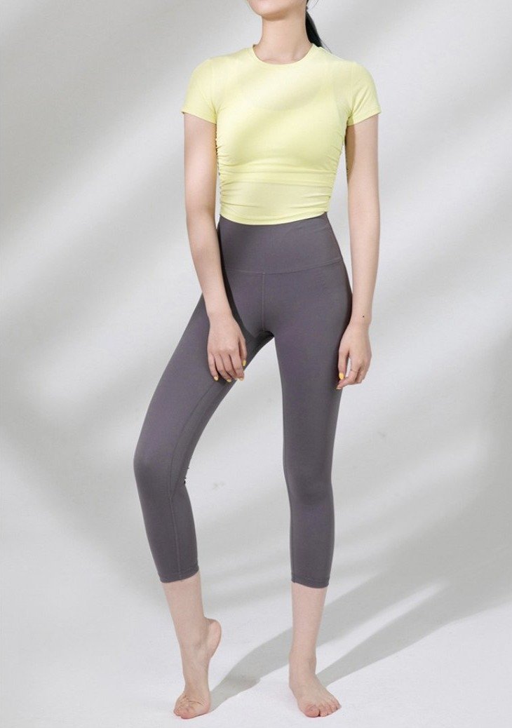 Astoria LUXE Max Support 3/4 Legging - Dark Plum