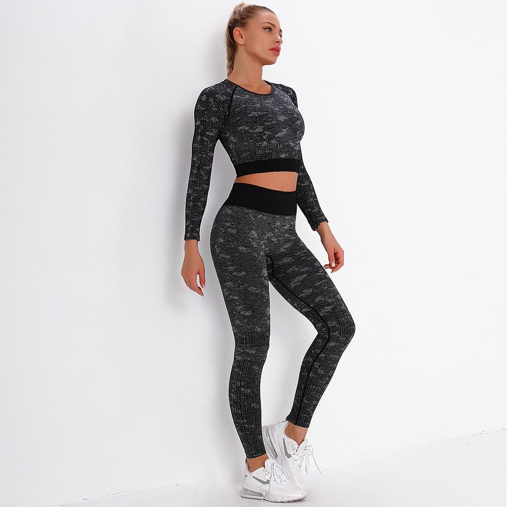 Astoria FLEX Sleeved Crop - Black/Grey