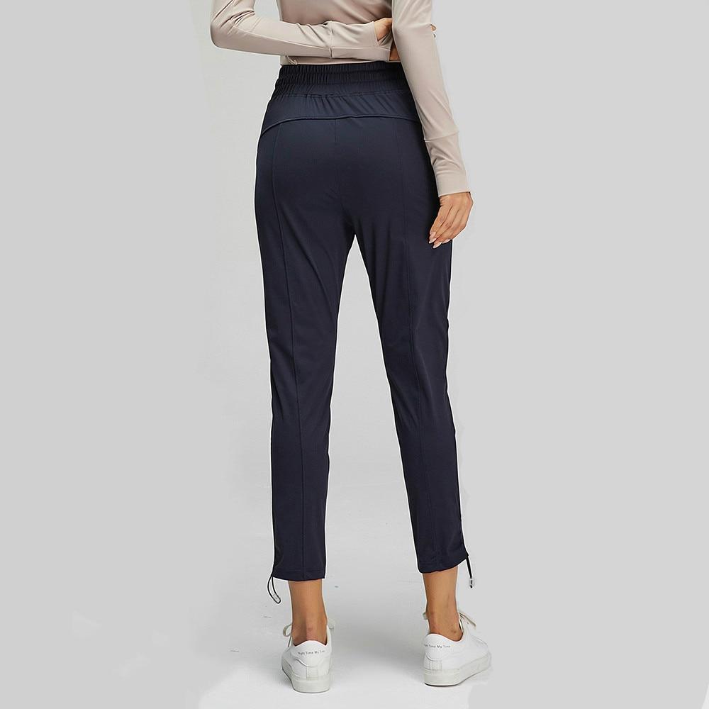 Astoria Essential Crop Jogger - Dark Navy