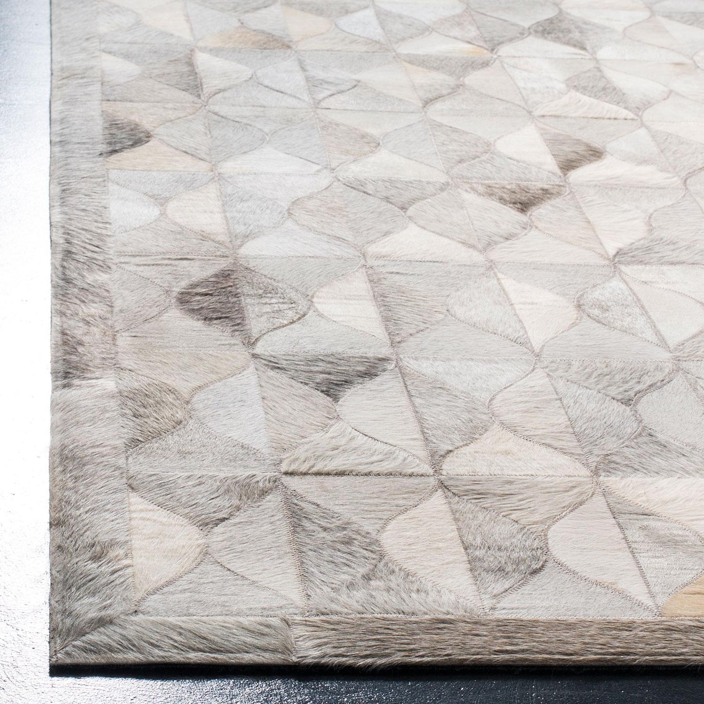 Studio Leather Collection STL224F
