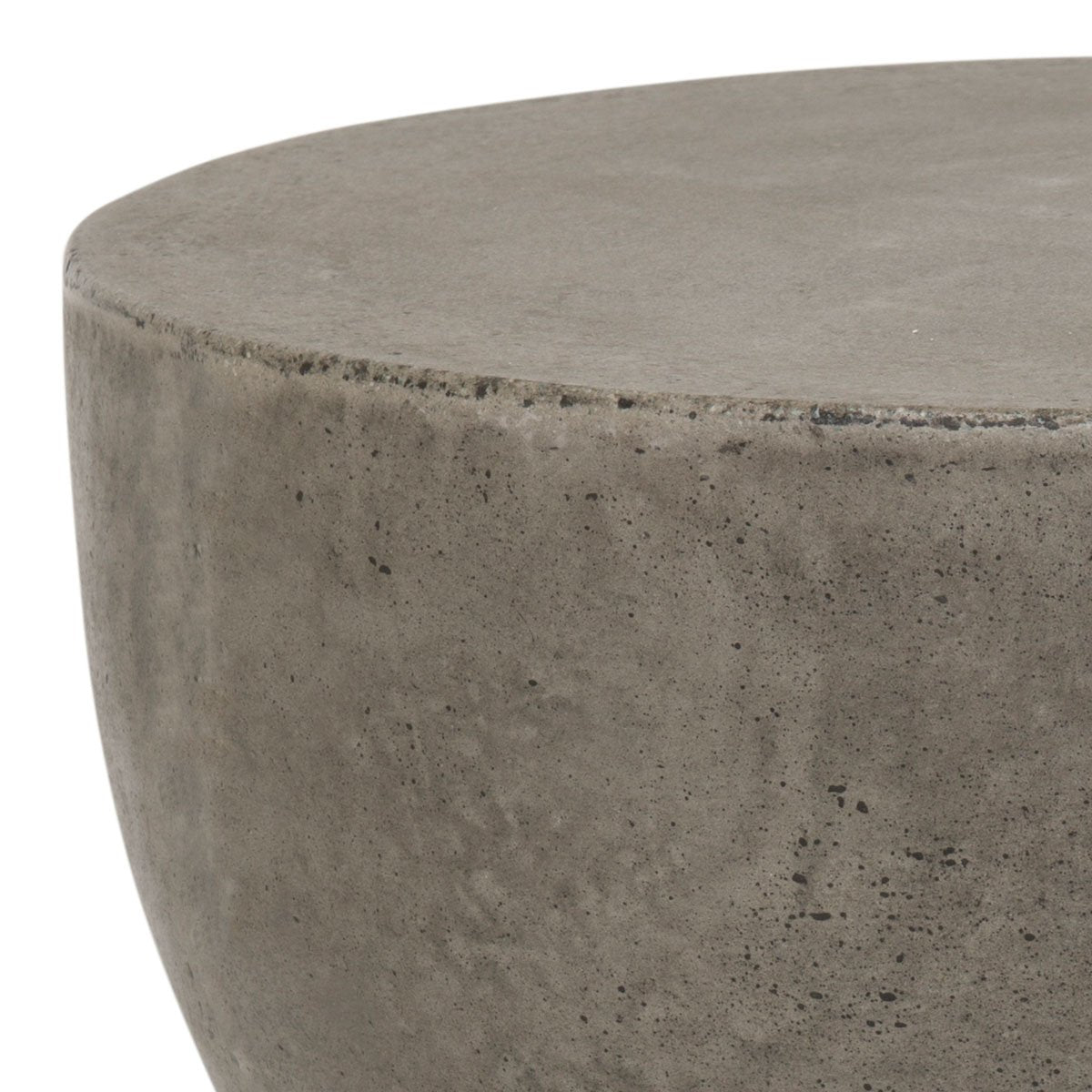 Haruki Indoor / Outdoor Modern Concrete Round 17.7-inch H Accent Table
